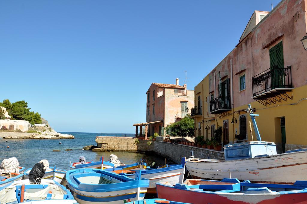 Villa Letizia Campofelice Di Roccella Exteriör bild